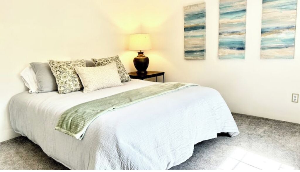Photo of Bedroom in Eagle Point