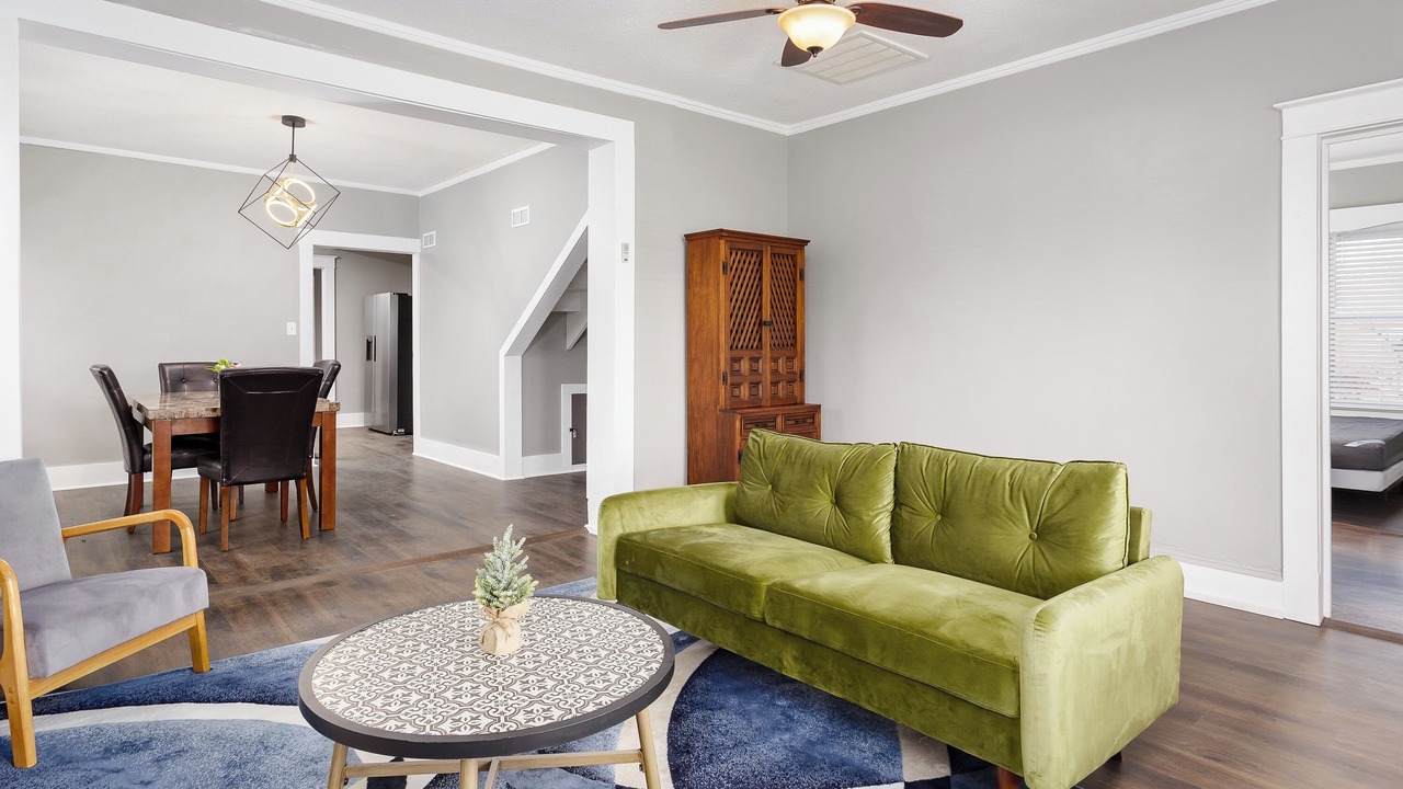 Photo of Livingroom in North Florence