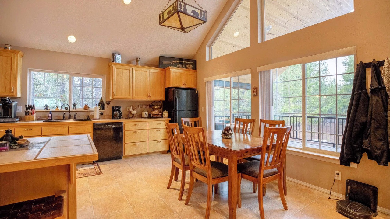 Photo of Kitchen in Gilchrist