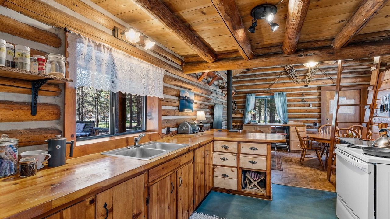 Photo of Kitchen in La Pine