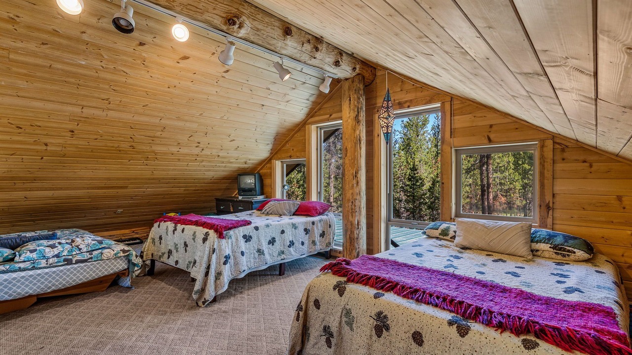 Photo of Bedroom in La Pine