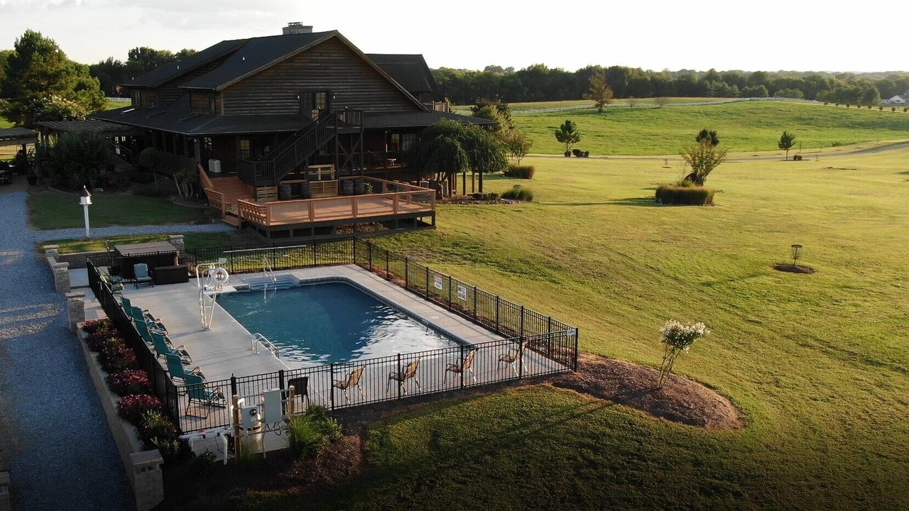 Photo of Outdoor in Castalian Springs