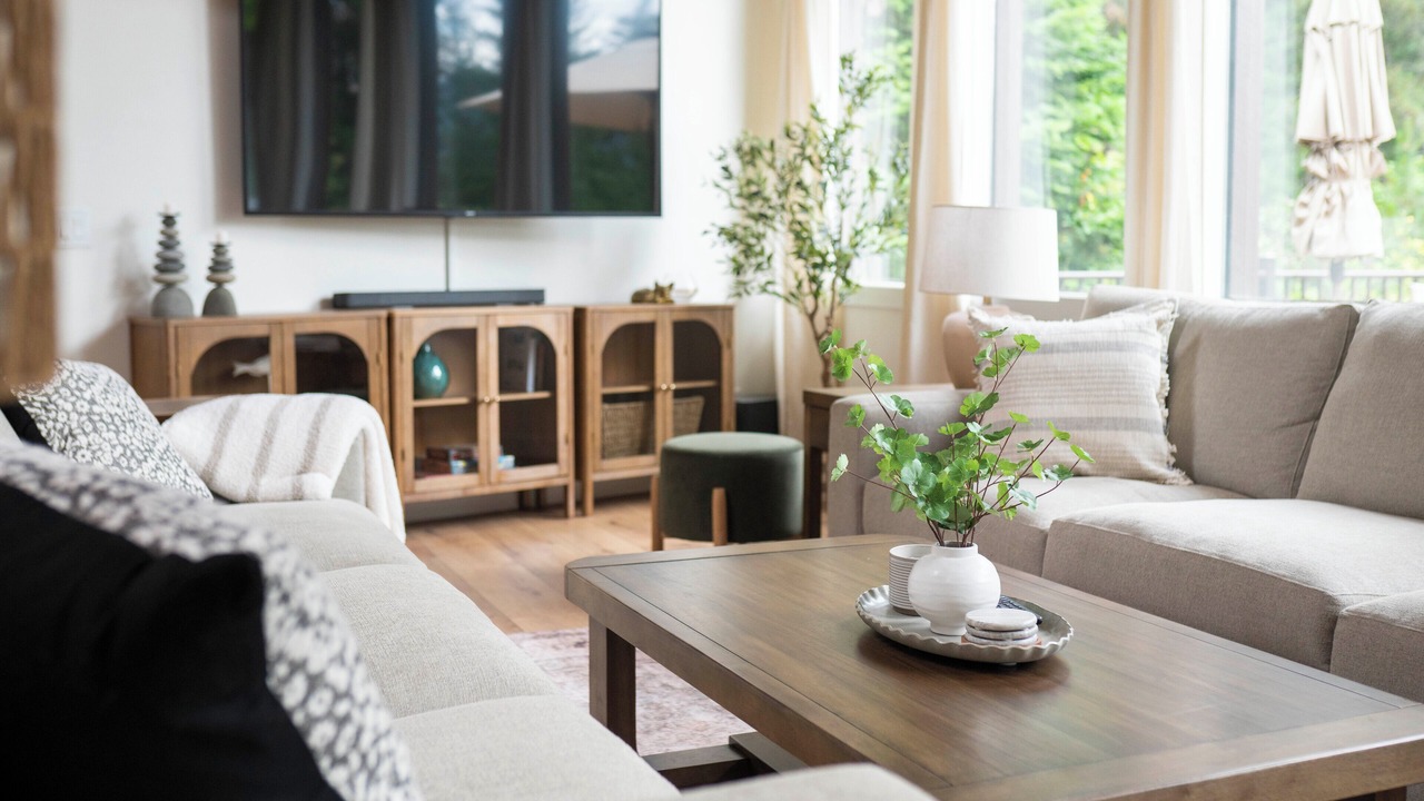 Photo of Livingroom in Hayden Lake
