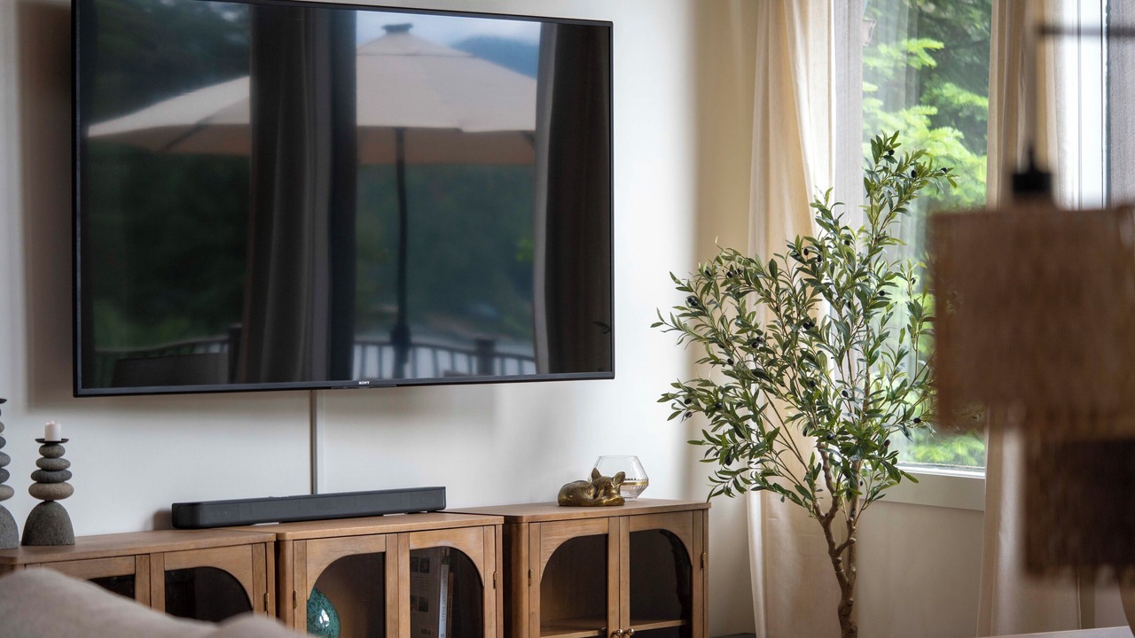 Photo of Livingroom in Hayden Lake