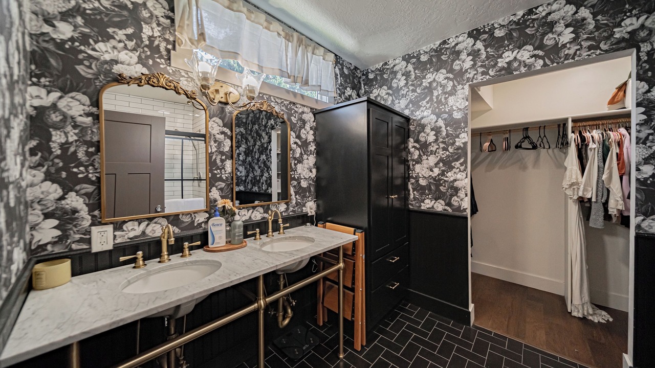 Photo of Bathroom in Idaho Falls
