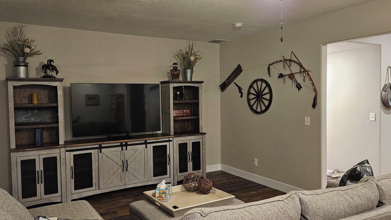 Photo of Livingroom in Utah County