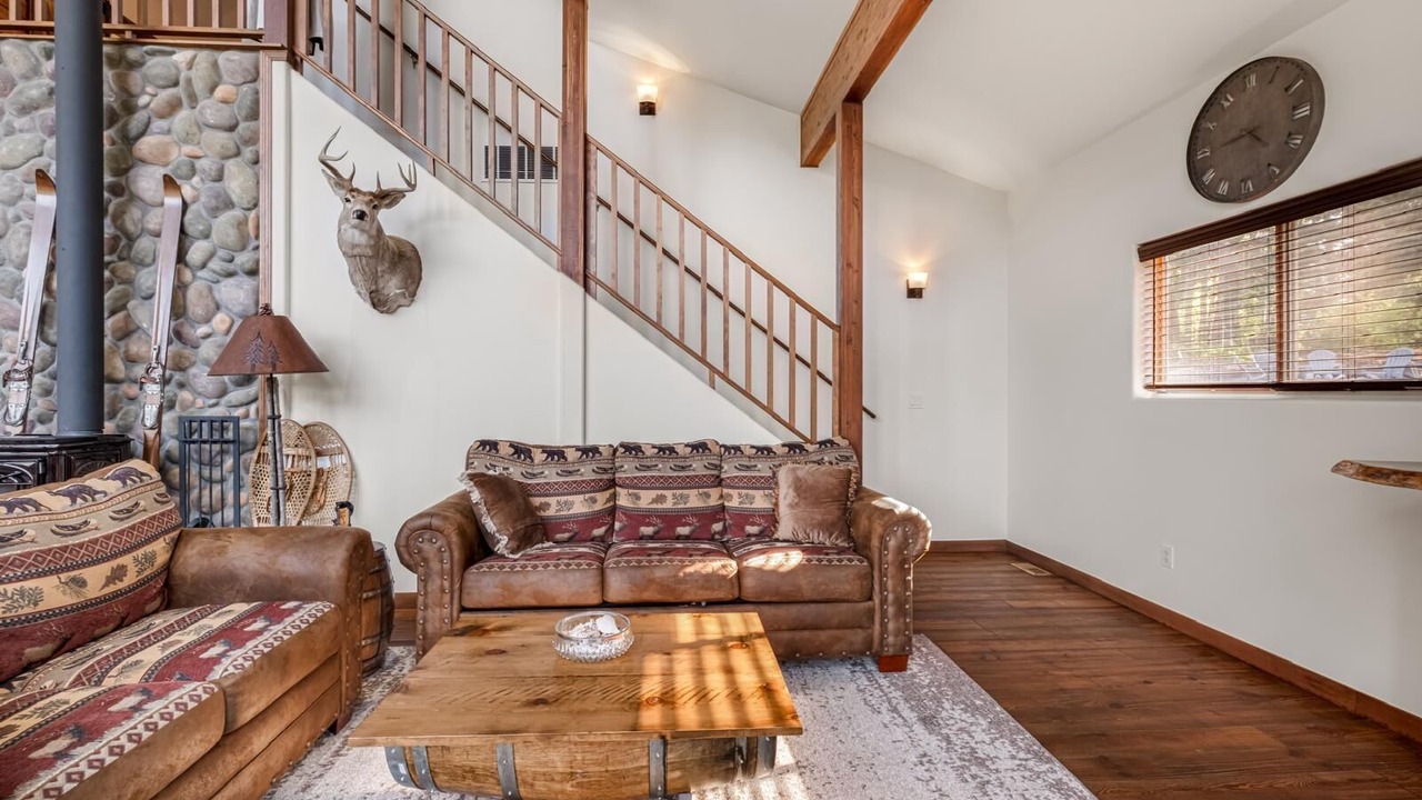 Photo of Livingroom in Cle Elum