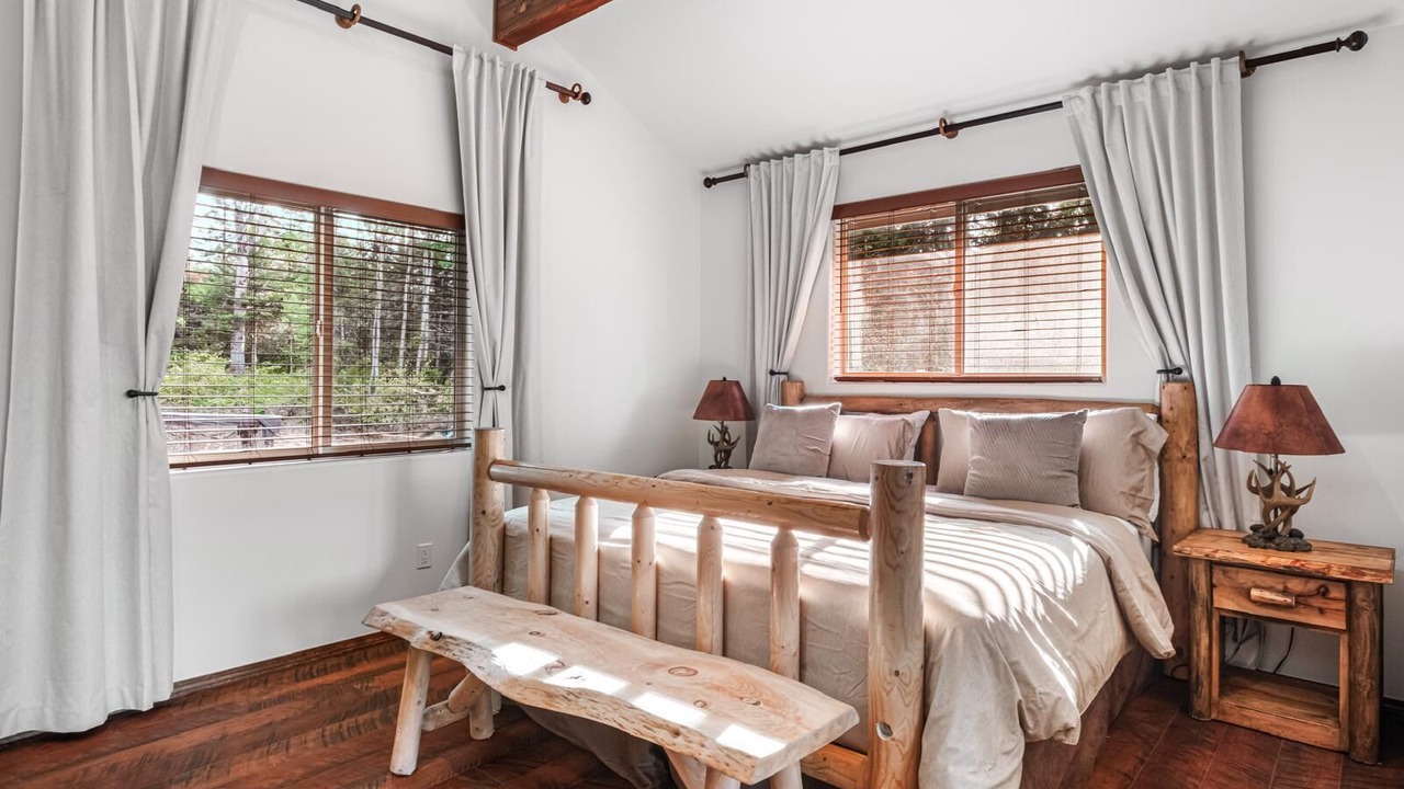 Photo of Bedroom in Cle Elum