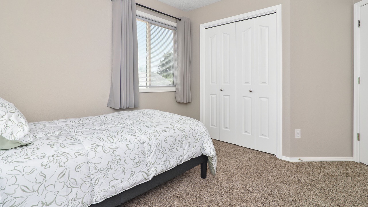 Photo of Bedroom in Southwest Ada County Alliance