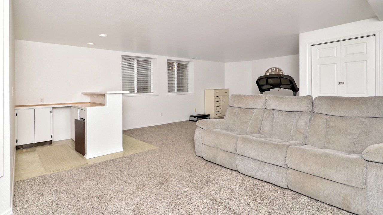 Photo of Livingroom in Southwest Ada County Alliance