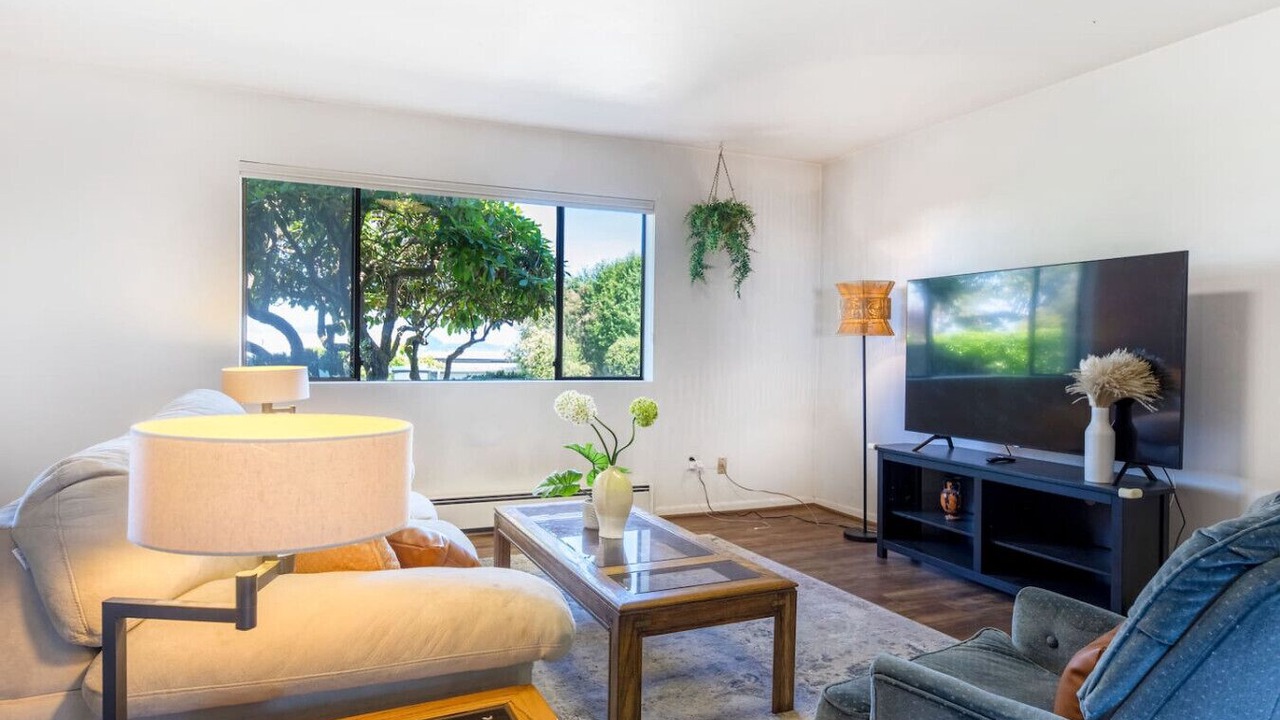 Photo of Livingroom in Oak Harbor