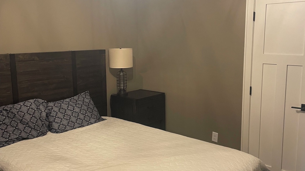 Photo of Bedroom in Arnolds Park