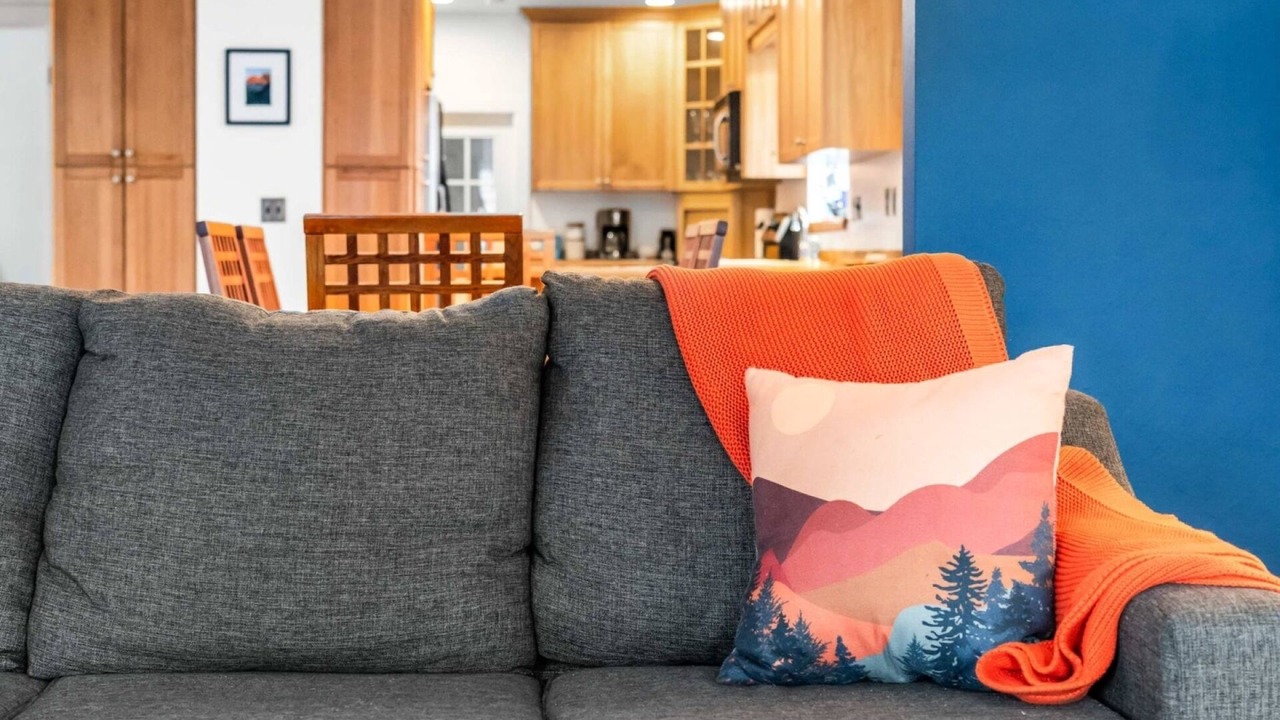 Photo of Livingroom in Manito