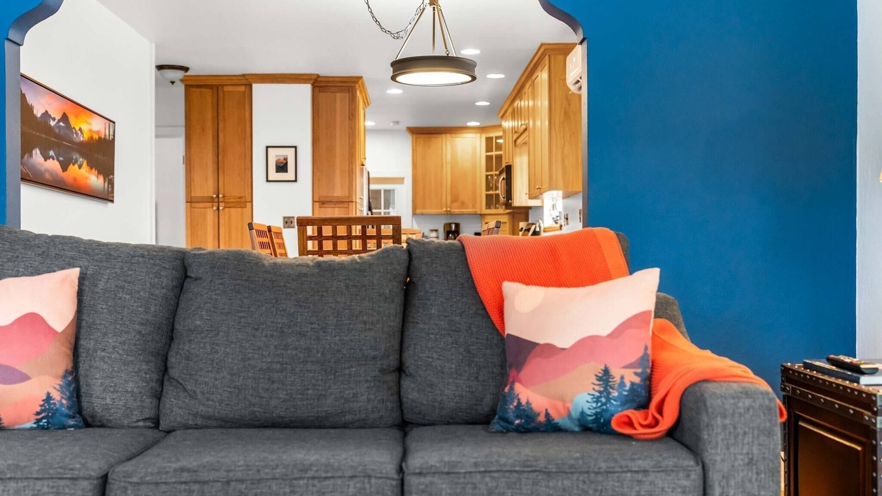 Photo of Livingroom in Manito