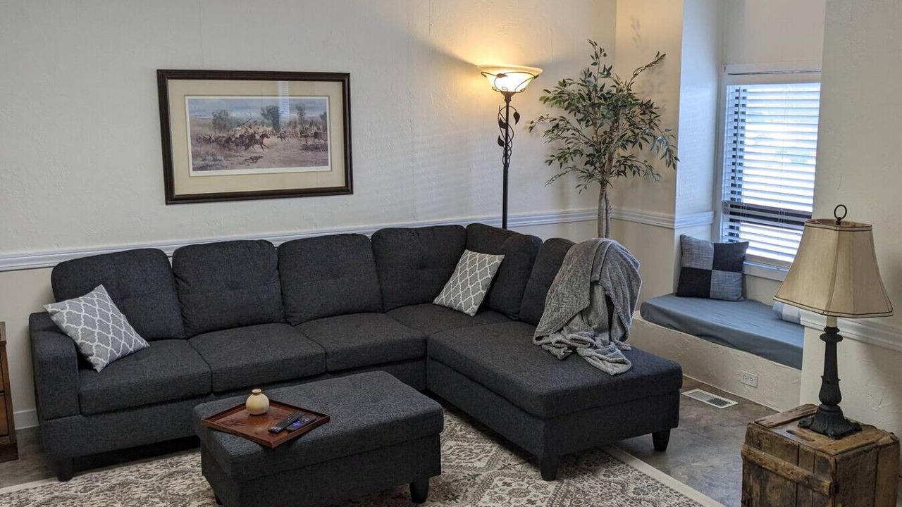 Photo of Livingroom in St. Anthony