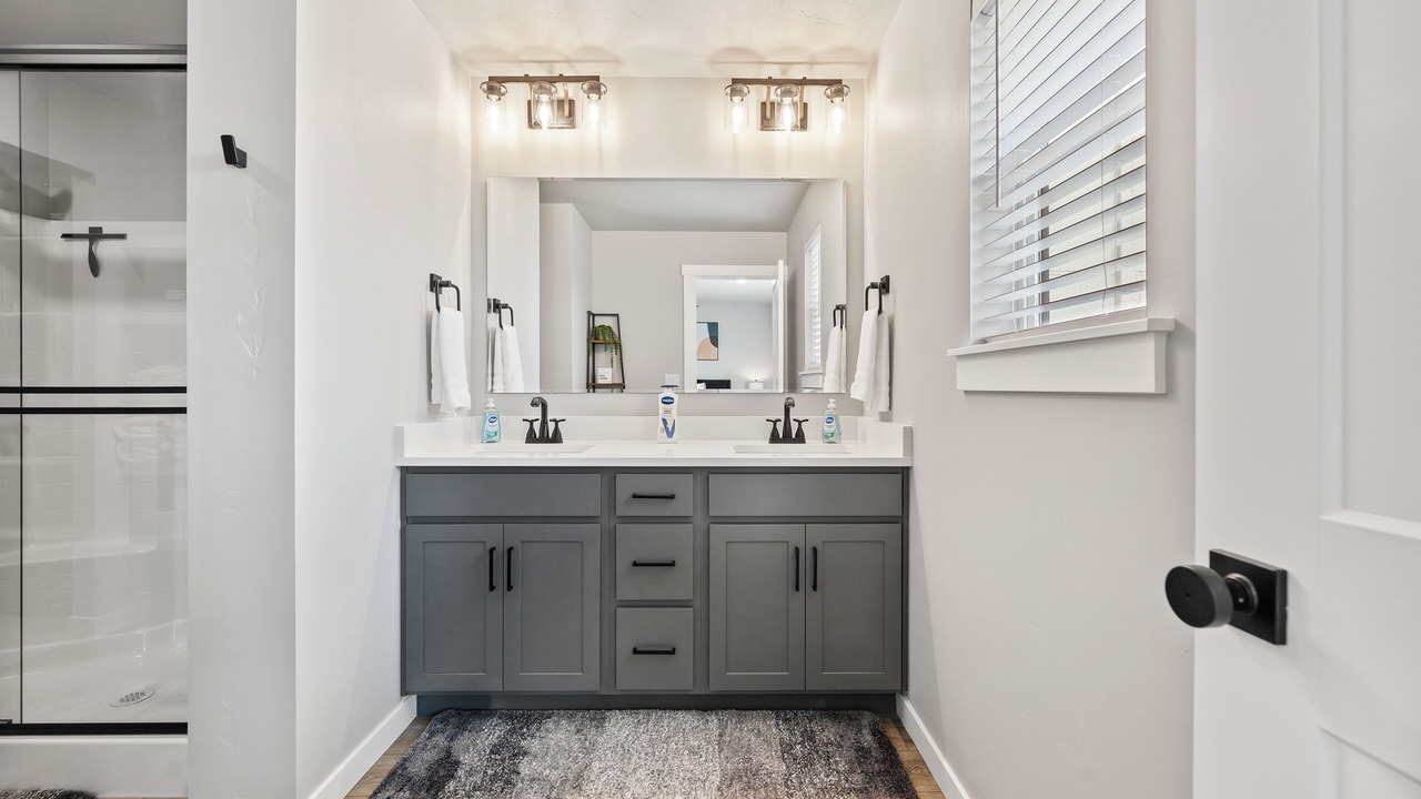 Photo of Bathroom in Southwest Ada County Alliance