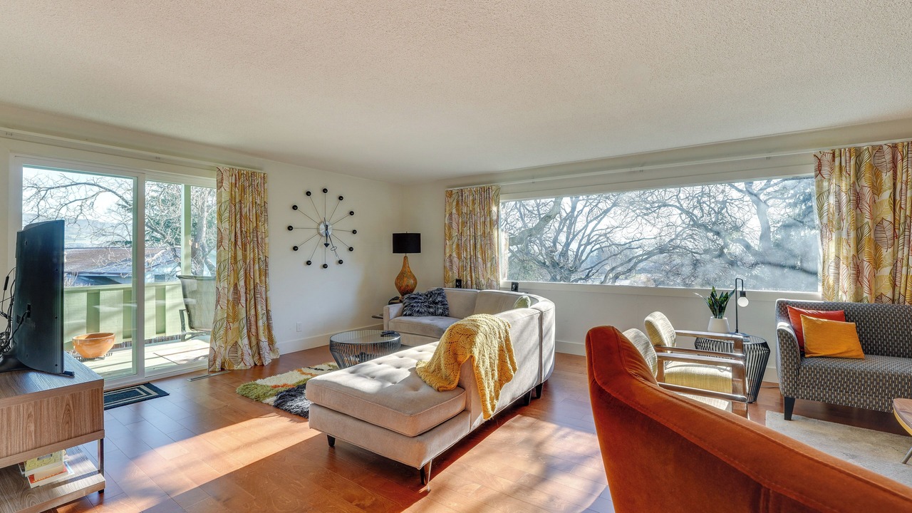 Photo of Livingroom in Medford