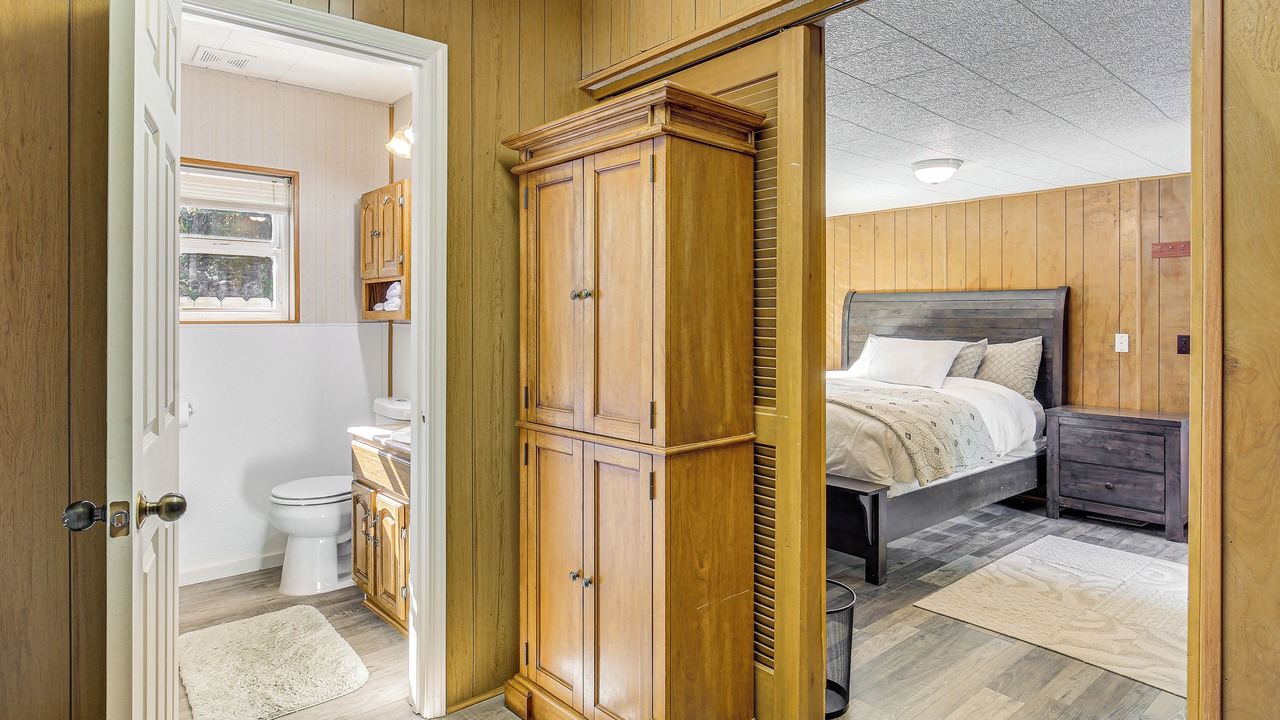 Photo of Bedroom in Crescent