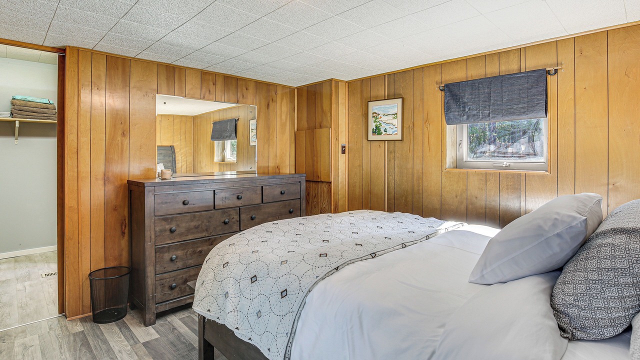 Photo of Bedroom in Crescent