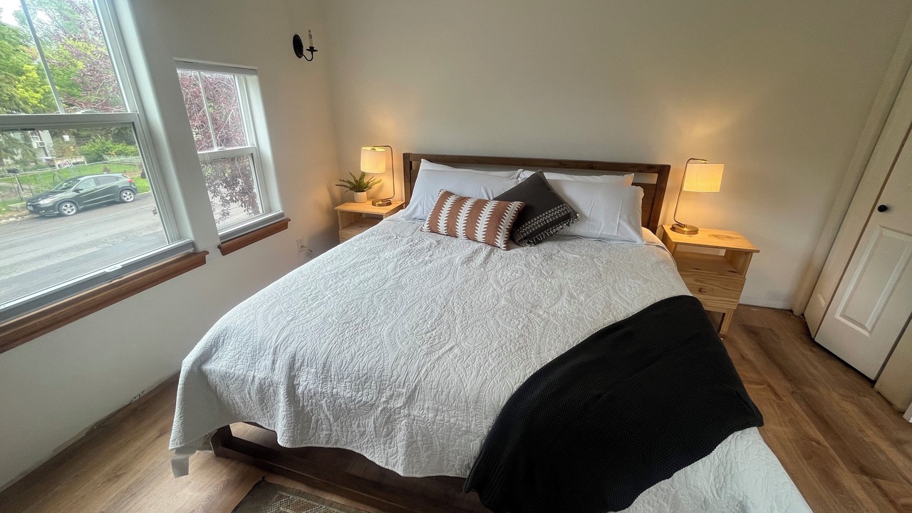 Photo of Bedroom in Franklin to the Fort