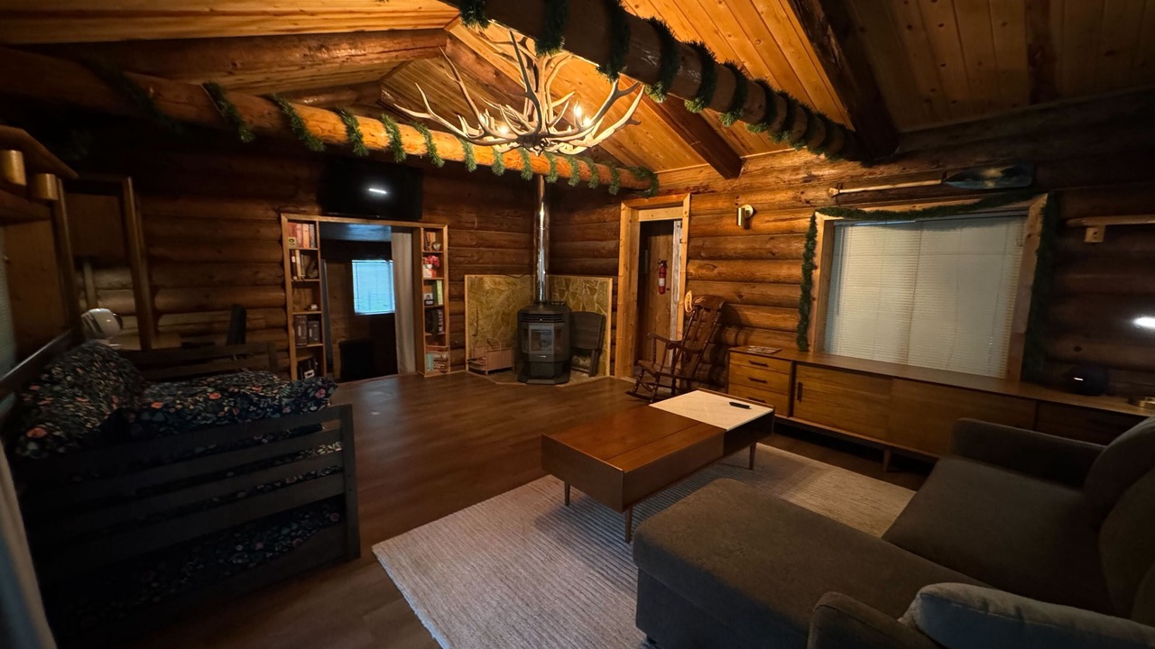 Photo of Livingroom in Boundary County