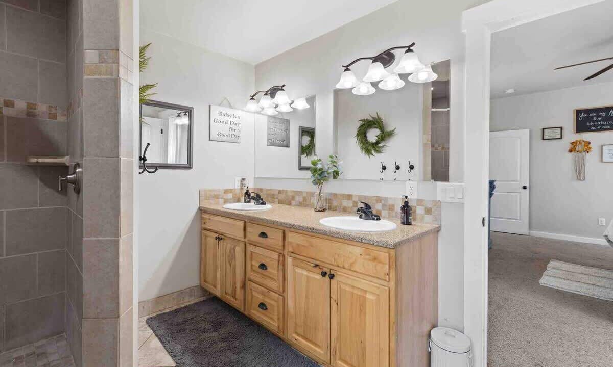 Photo of Bathroom in Bonner County