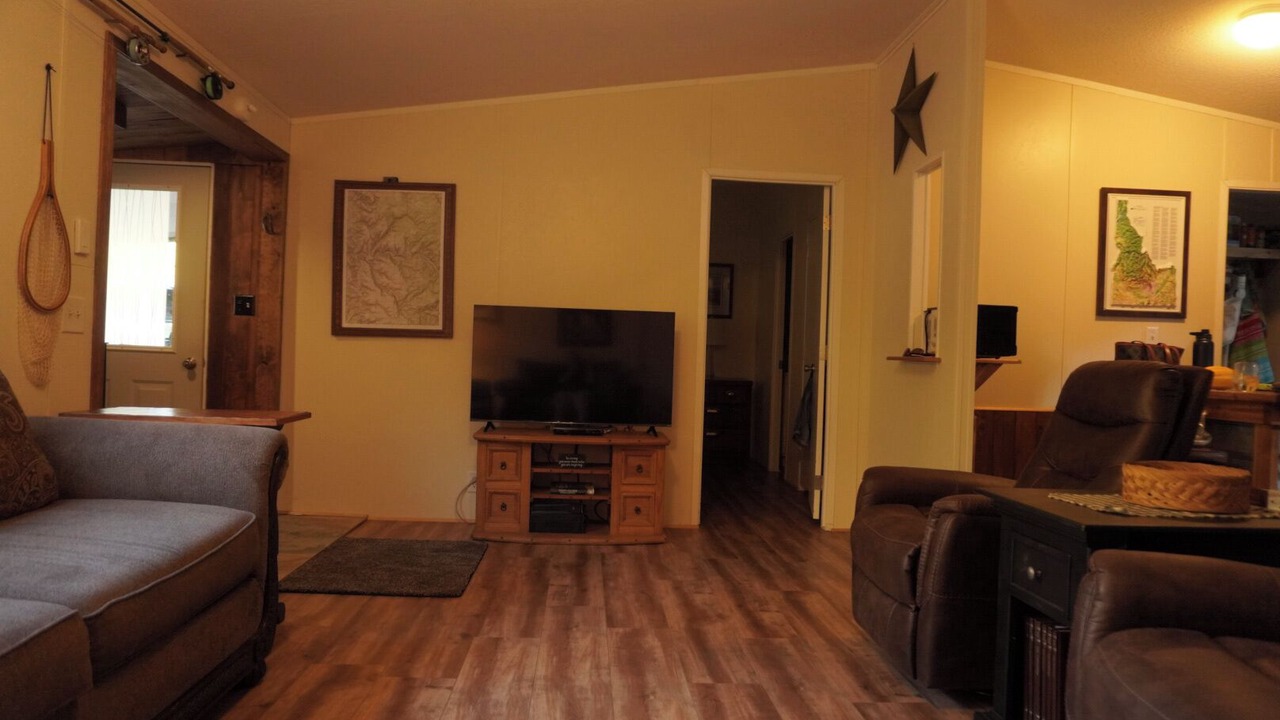 Photo of Livingroom in Nez Perce Reservation