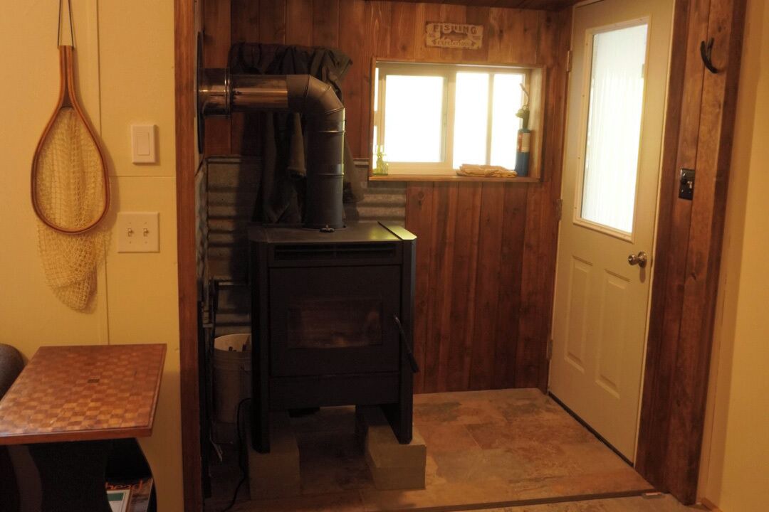 Photo of Livingroom in Nez Perce Reservation