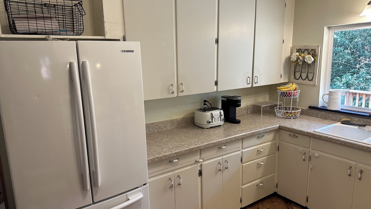 Photo of Kitchen in Seahurst