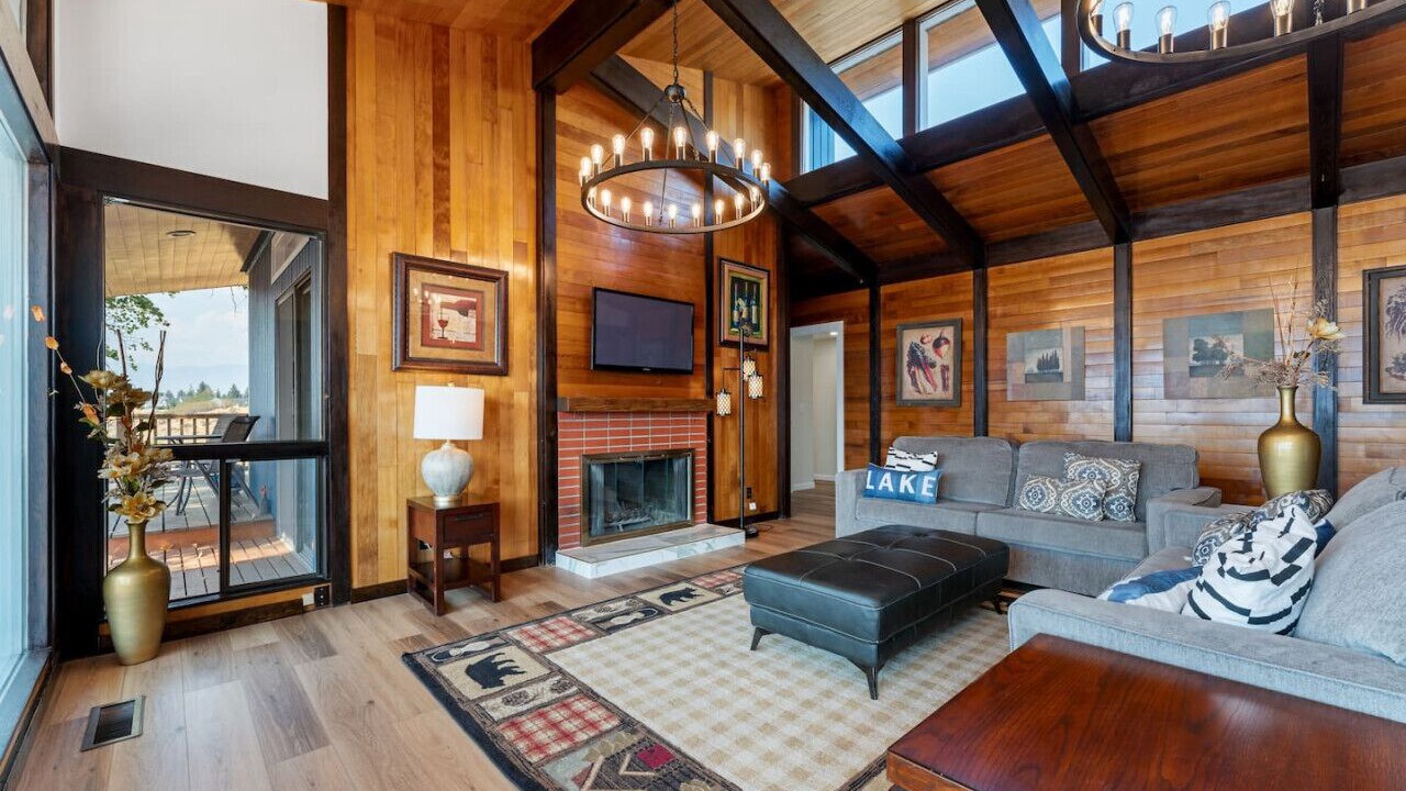 Photo of Livingroom in Chelan