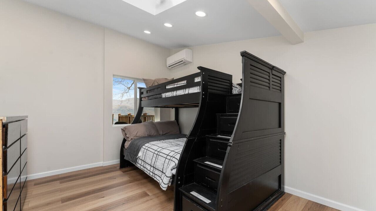 Photo of Bedroom in Chelan