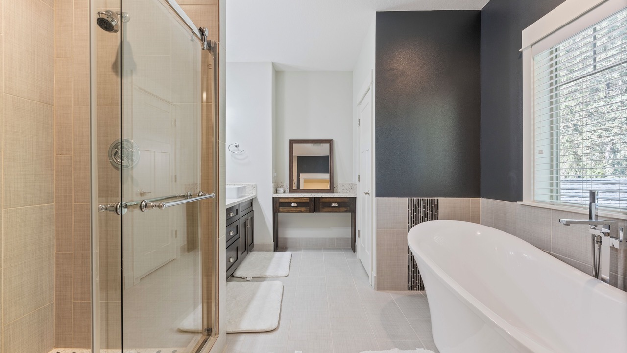 Photo of Bathroom in Bull Mountain