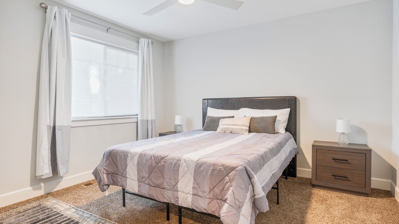 Photo of Bedroom in Bull Mountain