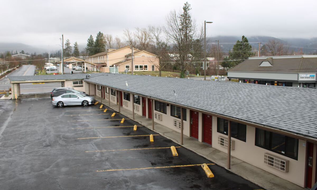 Photo of Outdoor in Ashland