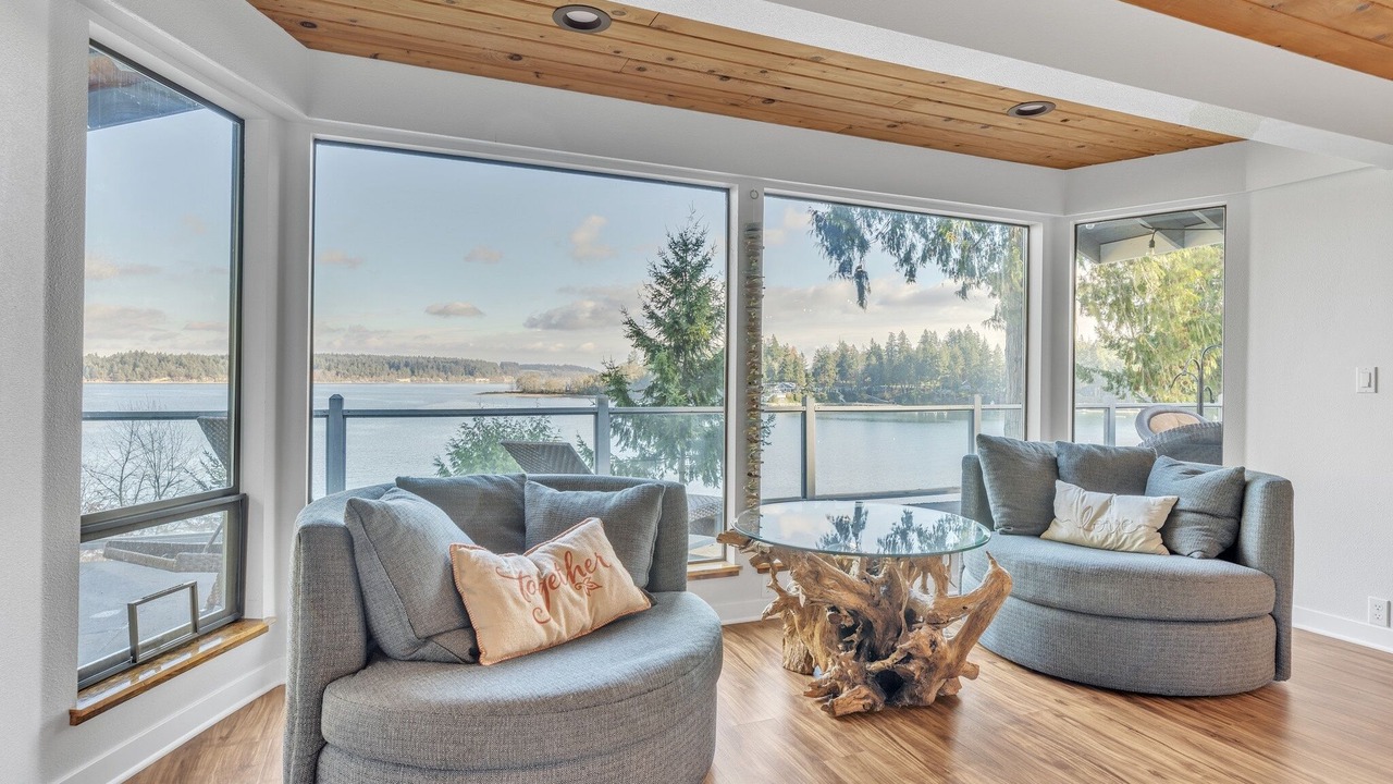 Photo of Bedroom in Longbranch