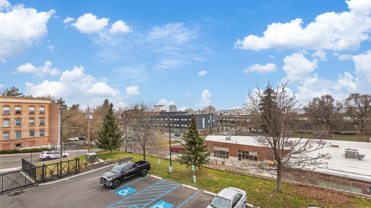 Photo of Outdoor in Cliff - Cannon