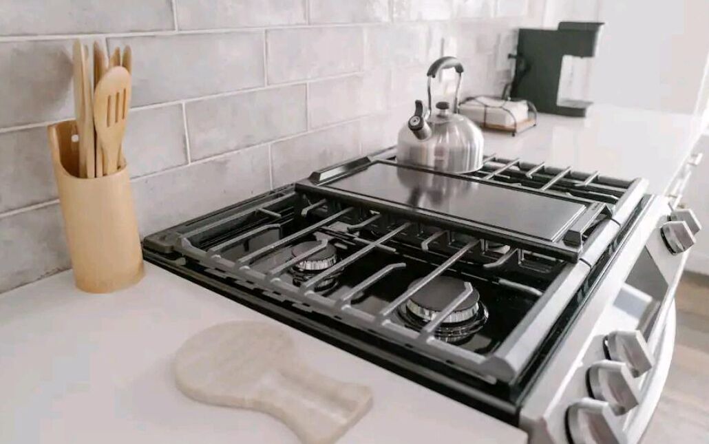 Photo of Kitchen in White Bird