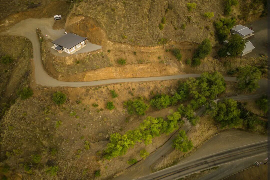 Photo of Outdoor in White Bird