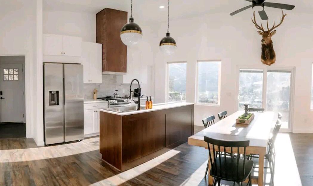 Photo of Kitchen in White Bird