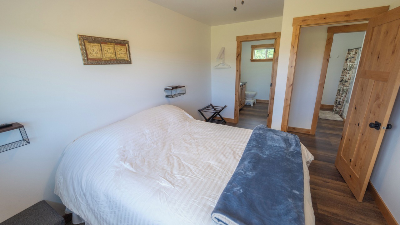 Photo of Bedroom in Bonners Ferry