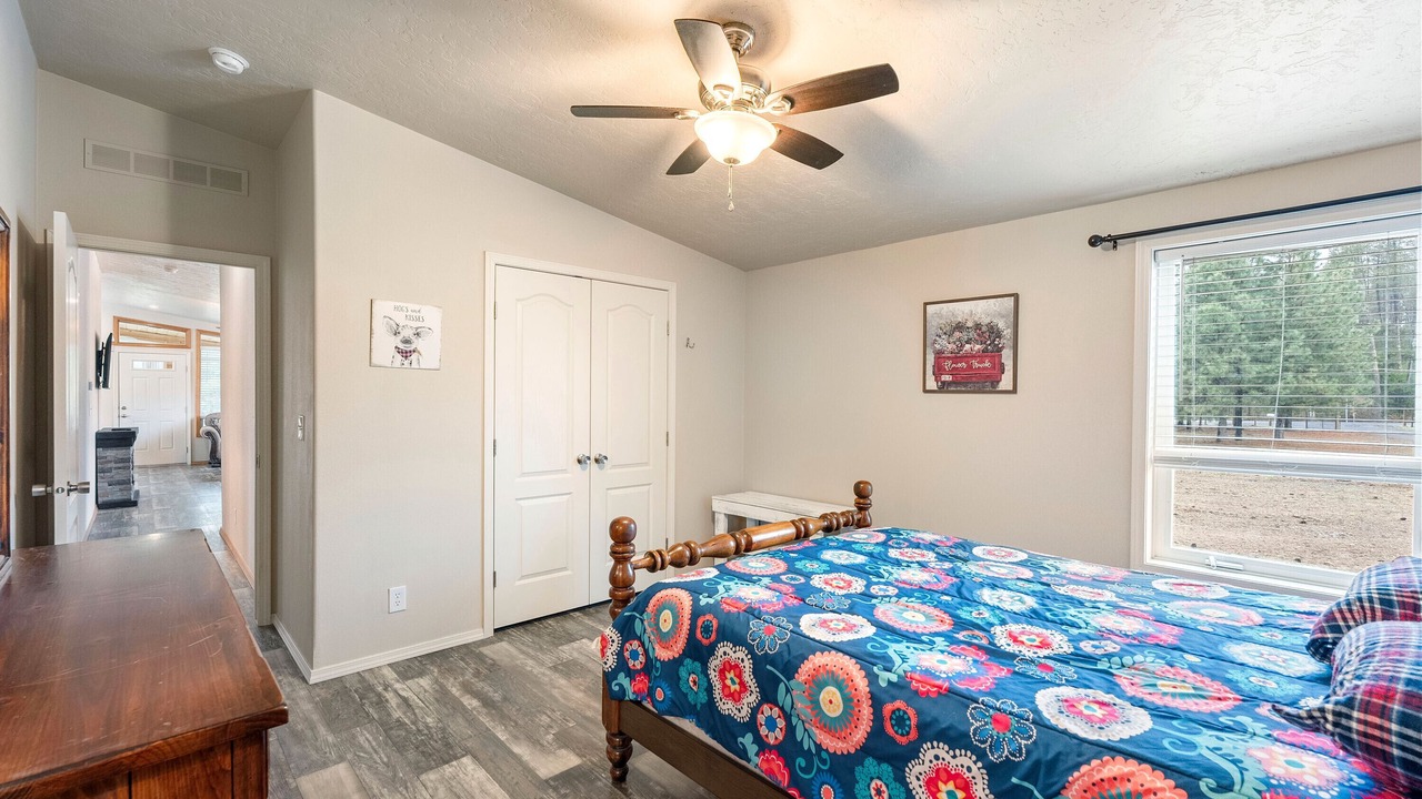 Photo of Bedroom in Deer Park