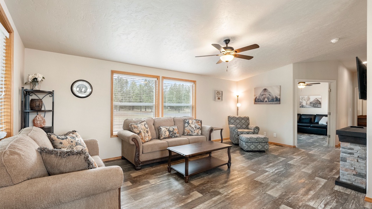Photo of Livingroom in Deer Park