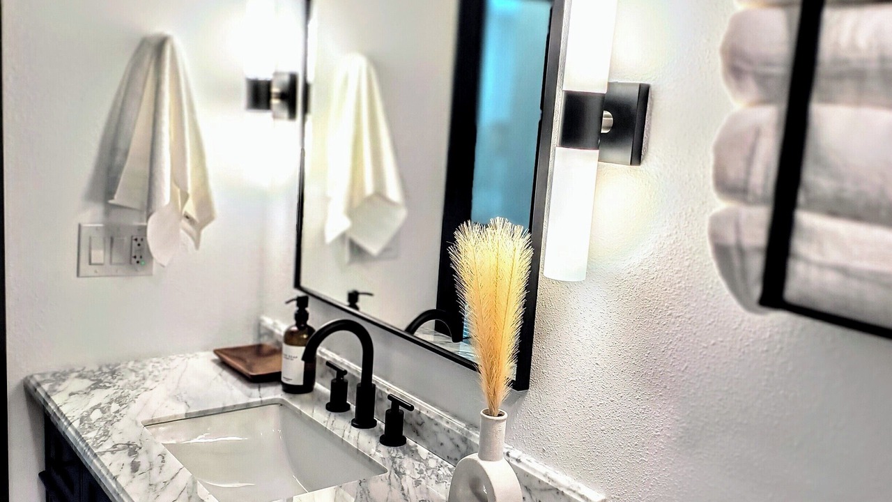 Photo of Bathroom in White Bird