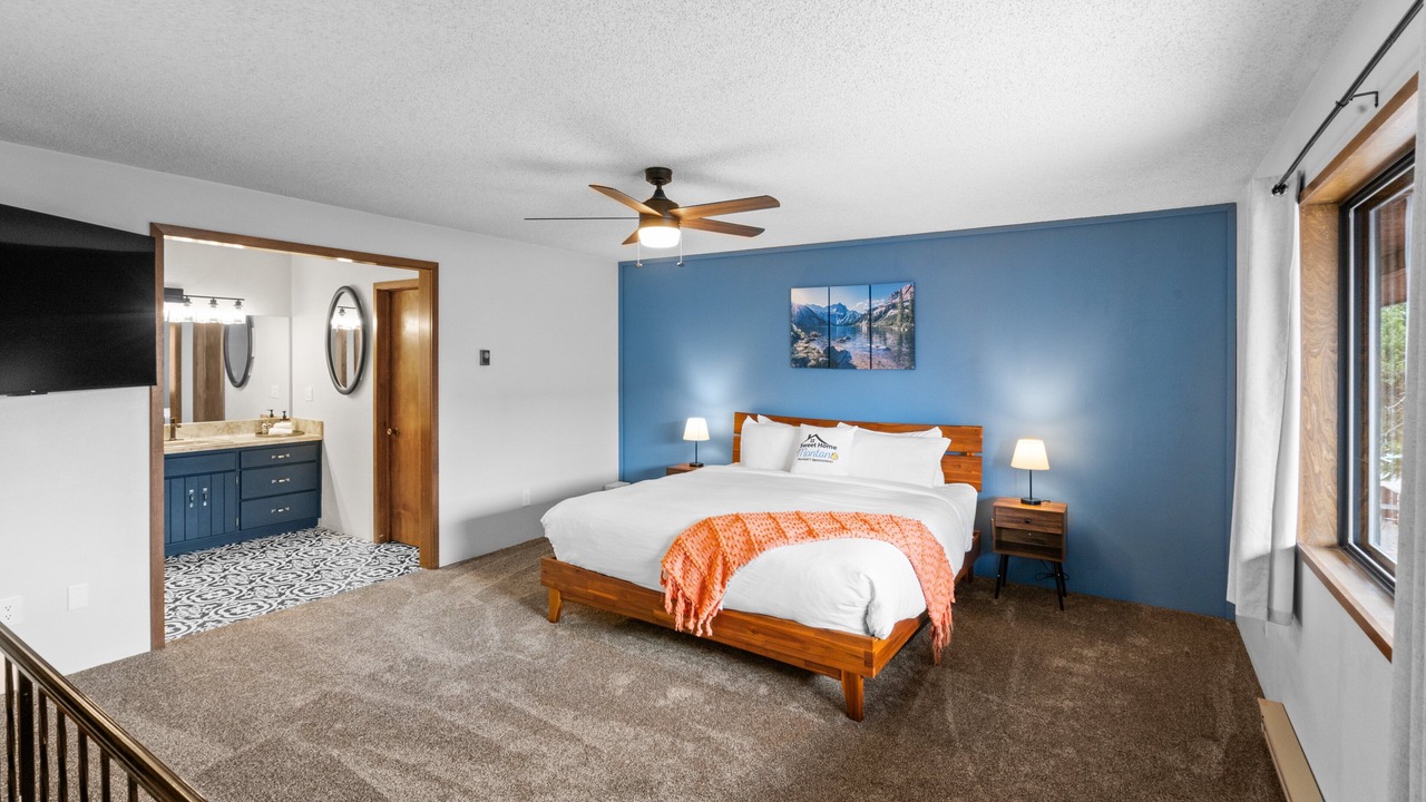 Photo of Bedroom in West Yellowstone