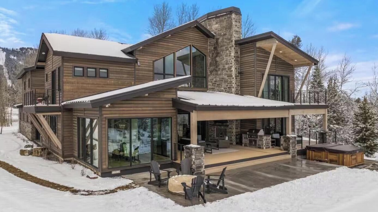 Photo of Outdoor in Tamarack