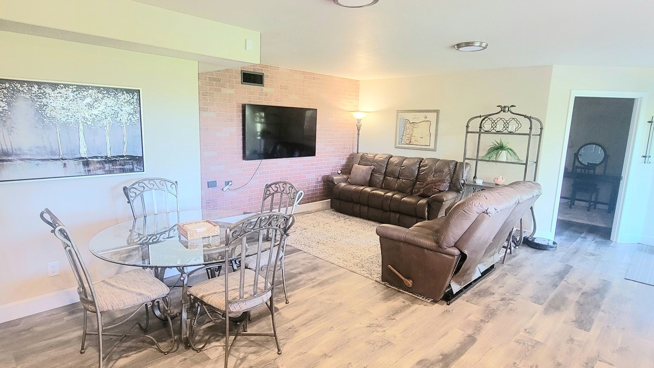 Photo of Livingroom in Jacksonville