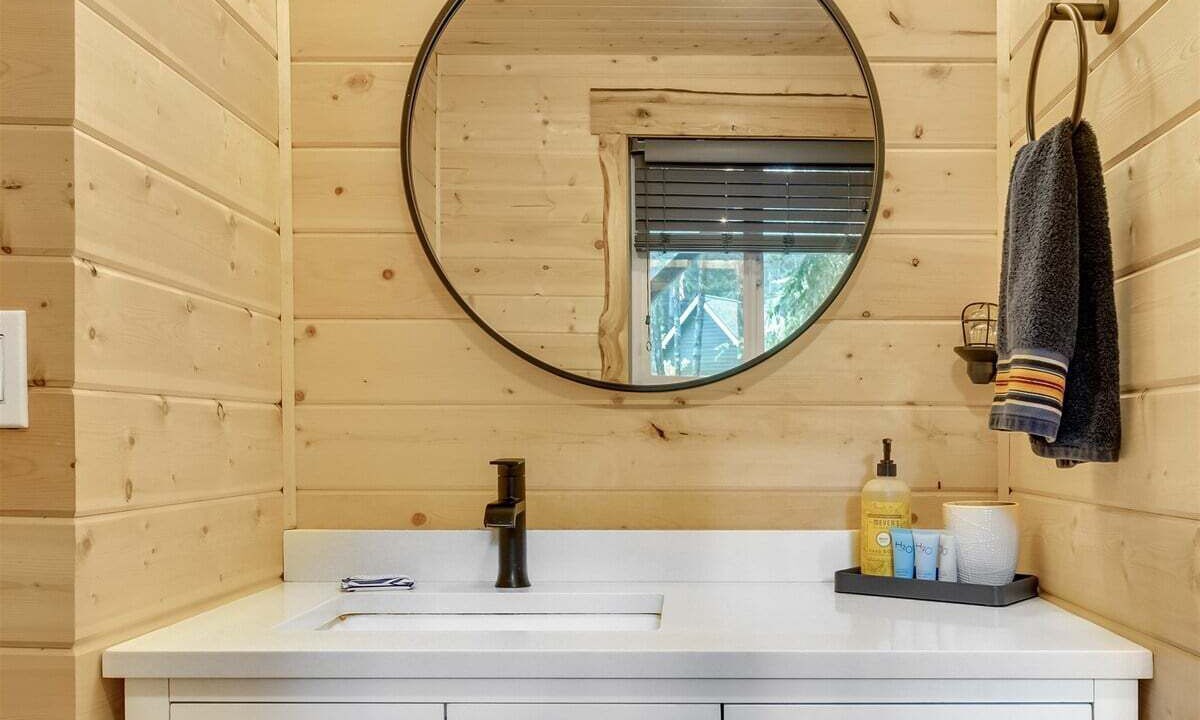 Photo of Bathroom in Packwood