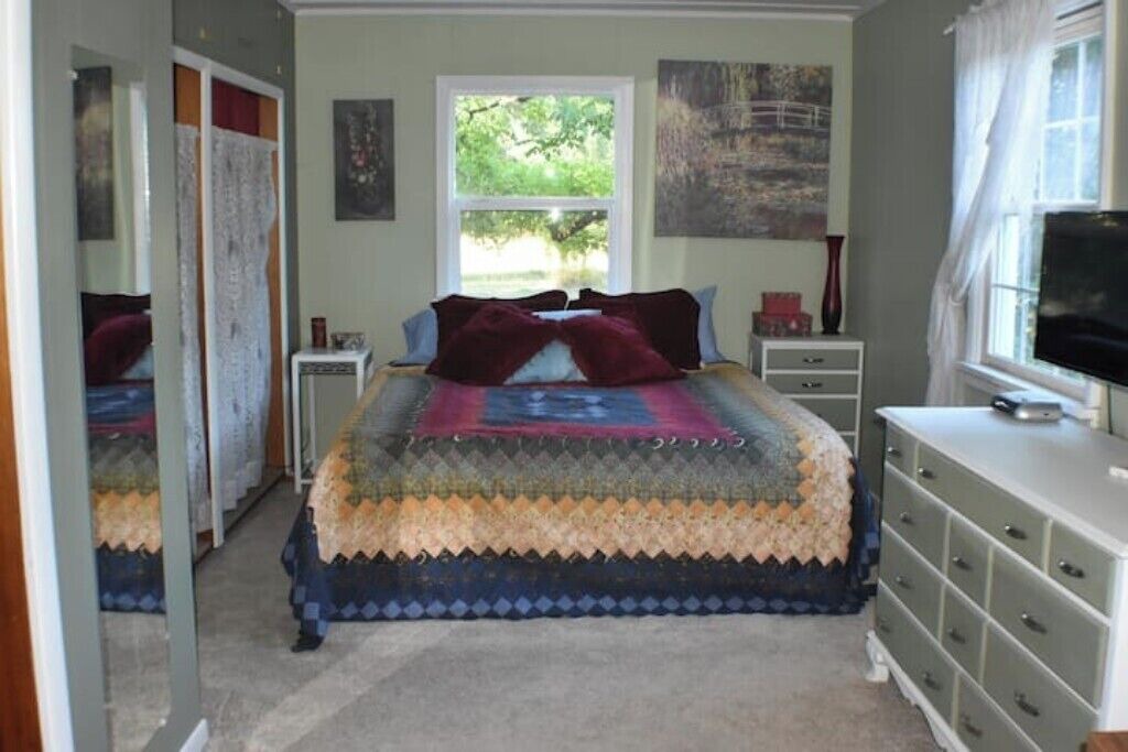 Photo of Bedroom in West Stayton