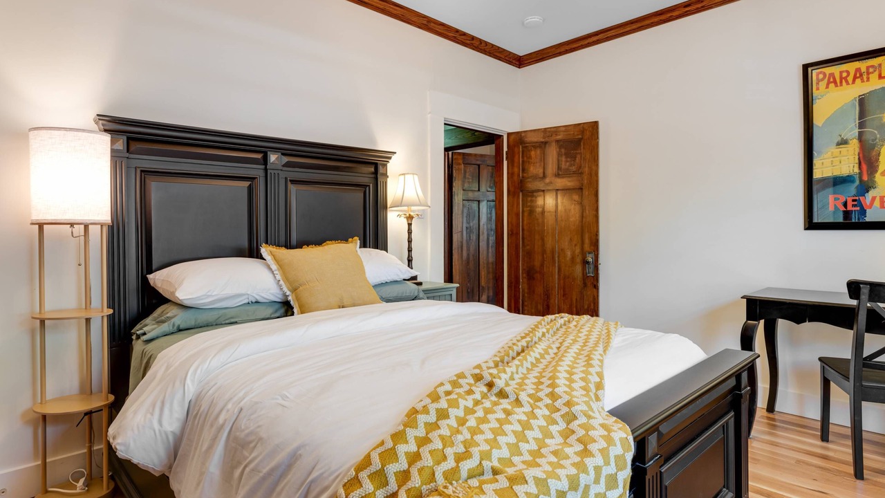 Photo of Bedroom in North End