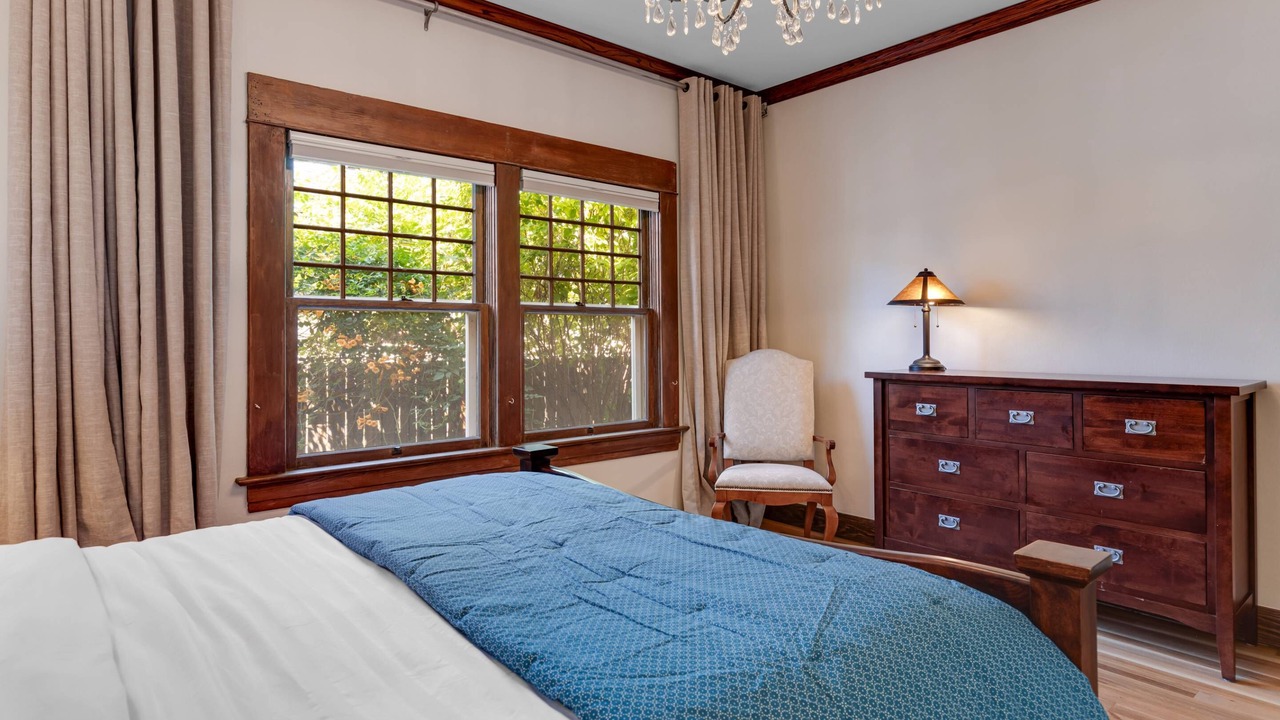 Photo of Bedroom in North End